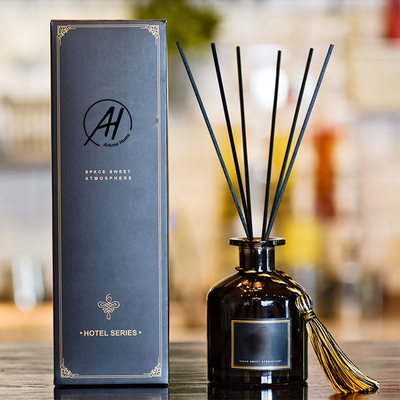 Wood Lid Fragrance Rattan Black Reed Diffuser Bottle 50ml With Stick