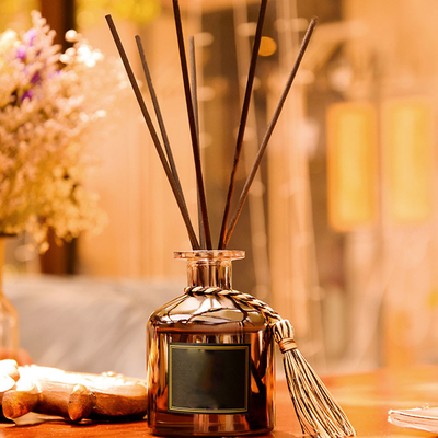Wood Lid Fragrance Rattan Black Reed Diffuser Bottle 50ml With Stick