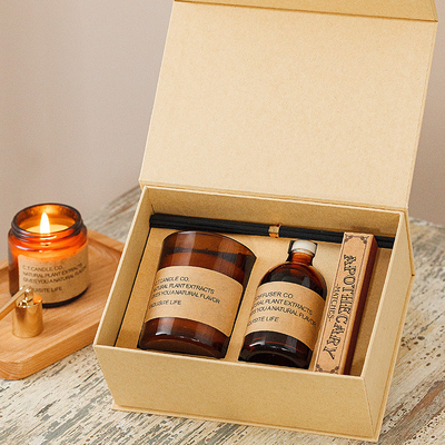 AROMA HOME Luxury Custom Private Label Aromatherapy Soy Wax Scented Candles Reed Diffusers Gift Set With Wooden Pallet M