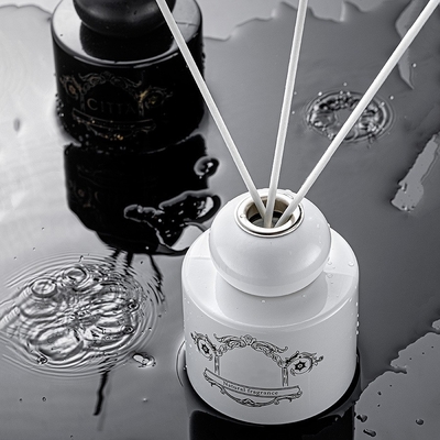 Air Freshener Black White Bottle Jar Fragrance Oil Scent Candles Reed Diffuser Gift