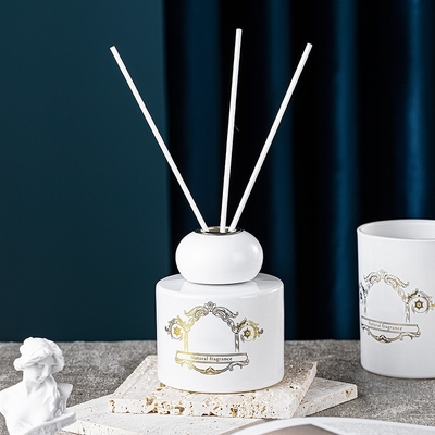Air Freshener Black White Bottle Jar Fragrance Oil Scent Candles Reed Diffuser Gift