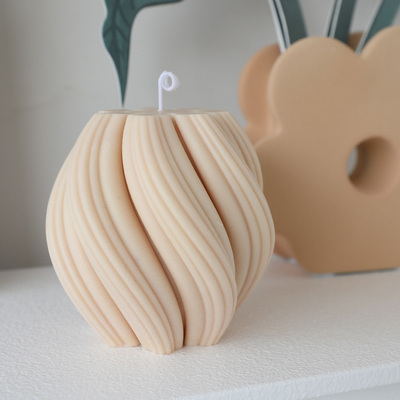 Aroma Home Unique Stock Vortex Shape Soybean Wax Scented Candle For Weddings Hotel