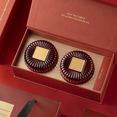 2pcs Luxury Custom Labels Red Soy Scented Candles With Glass Lid Gift Box