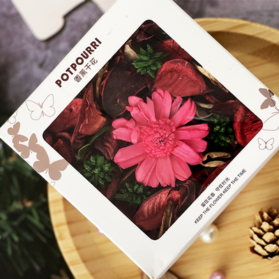 OEM Scented Rose Petal Potpourri Dry Flower 110g For Spring