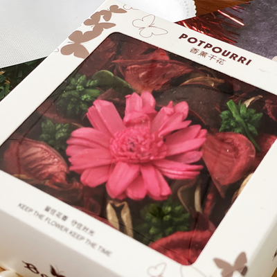 OEM Scented Rose Petal Potpourri Dry Flower 110g For Spring