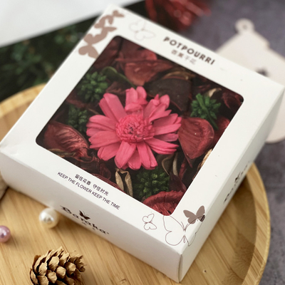 OEM Scented Rose Petal Potpourri Dry Flower 110g For Spring